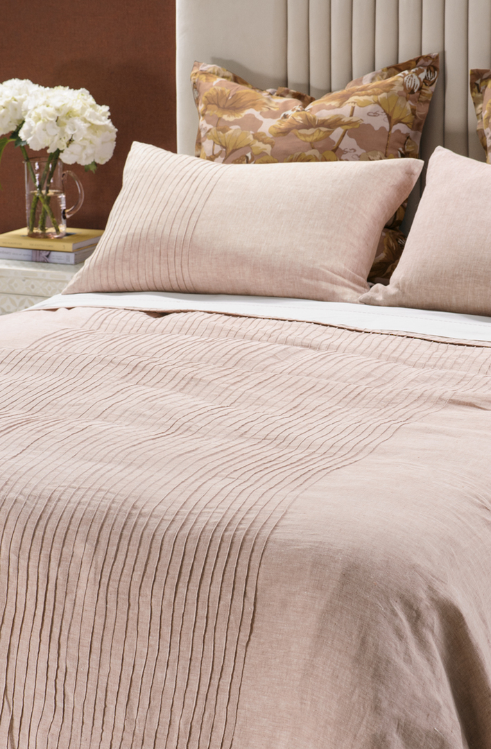 Bianca Lorenne - Kaiyu Pink Clay Bedspread  (Pillowcases - Eurocases Sold Separately) image 0